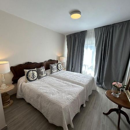 La Casa Del Muelle Apartment อาบีเลส ภายนอก รูปภาพ
